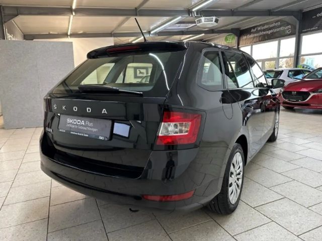 Skoda Fabia 1.0 TSI Active Combi