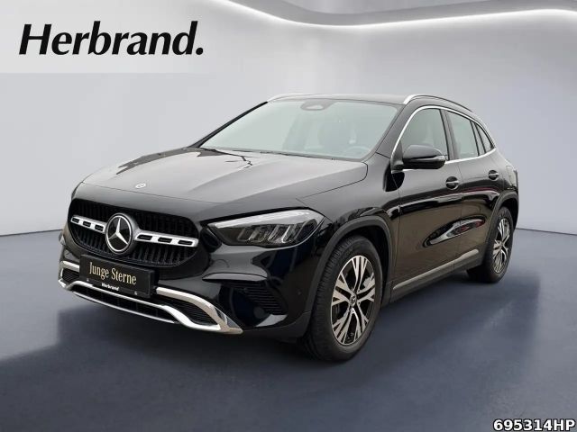 Mercedes-Benz GLA 200 Progressive