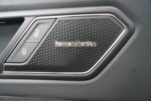 Volkswagen Tiguan 4Motion R-Line