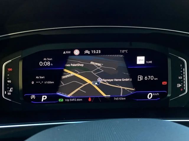 Volkswagen Tiguan 1.5 TSI DSG R-Line