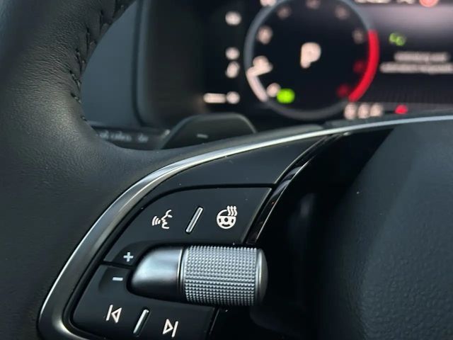 Skoda Karoq 1.5 TSI Selection