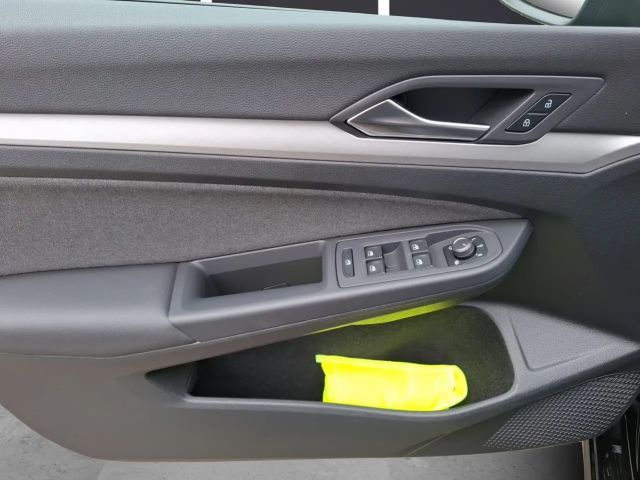 Volkswagen Golf DSG Golf VIII Life Variant