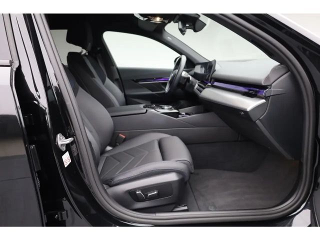 BMW i5 M-Sport Sedan eDrive40