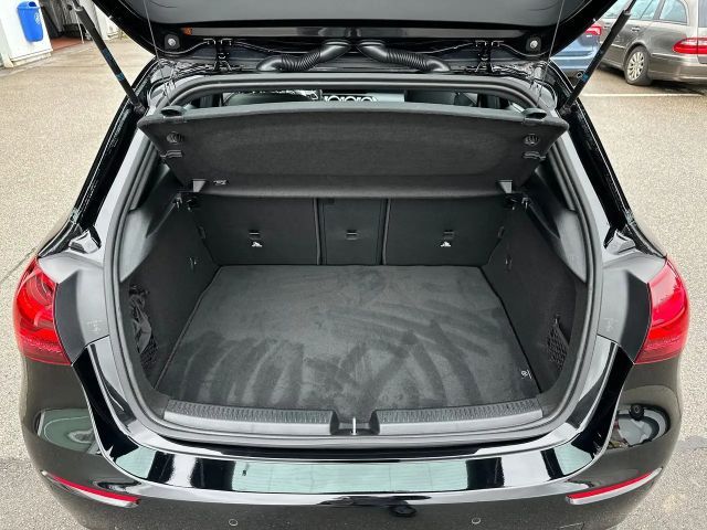 Mercedes-Benz A 200 Progressive