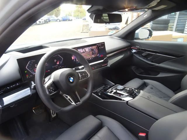 BMW 520 520d M-Sport Touring