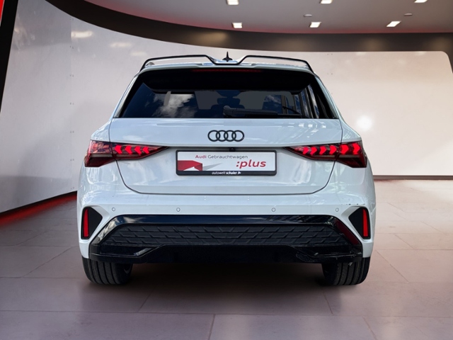 Audi A3 35 TFSI S-Line S-Tronic Sportback