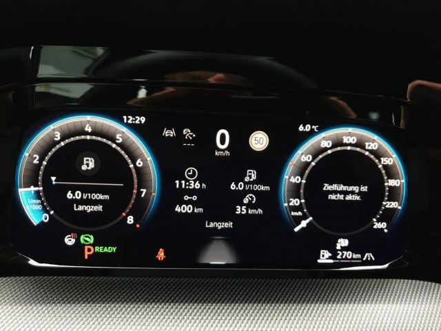 Volkswagen Golf 1.5 eTSI DSG R-Line