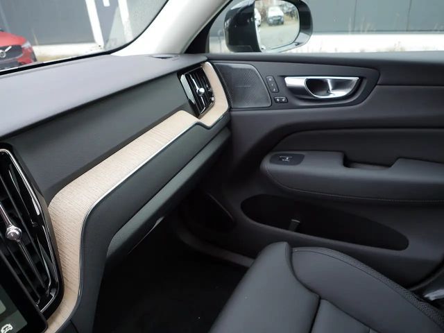 Volvo XC60 AWD Dark Plus Recharge T6