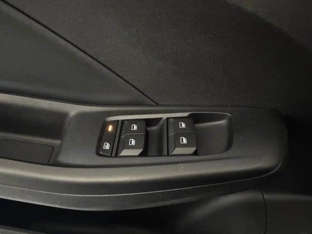 MG MG3 1.5 15 + W ACC+Navi+Fernlichtass.+Kam.