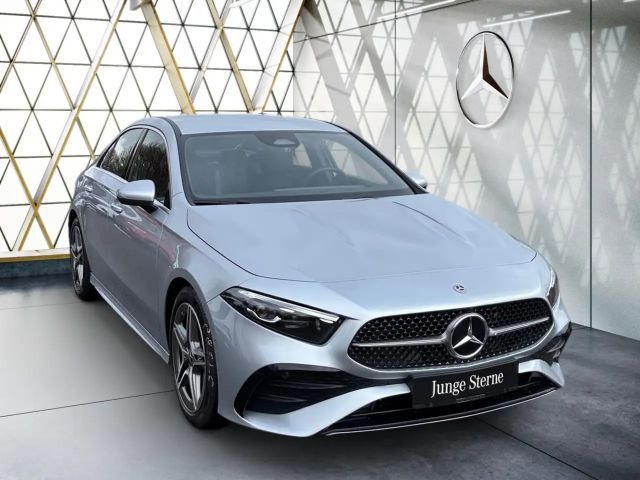 Mercedes-Benz A 200 AMG Line