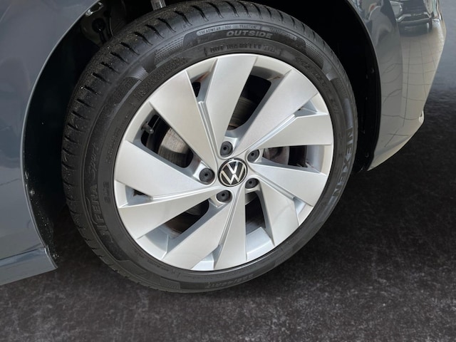 Volkswagen Golf 1.5 eTSI DSG Golf VIII