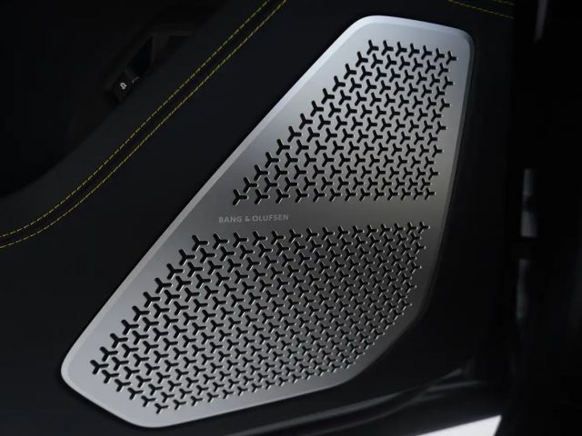 Lamborghini Urus *23 Zoll *Pano *Keramik *B&O *LUFT