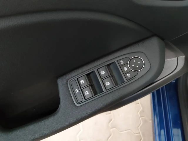 Mitsubishi Colt PLUS 1,0 l T-Benzin,Beheizbares Lenkrad, Sitzheitz