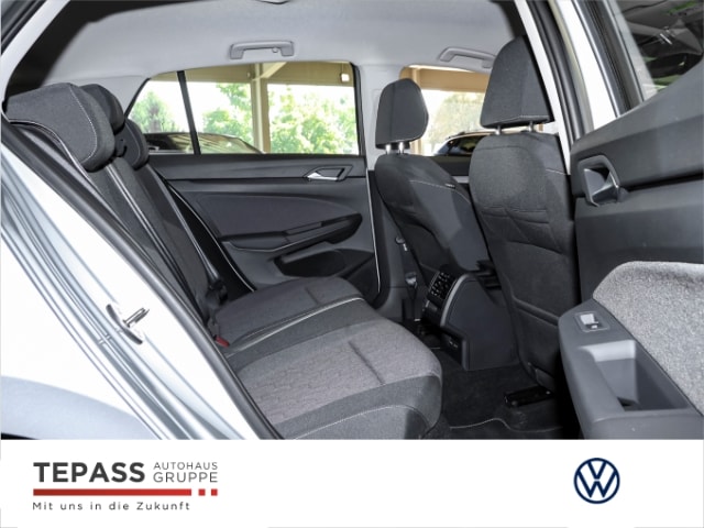 Volkswagen Golf 1.5 eTSI