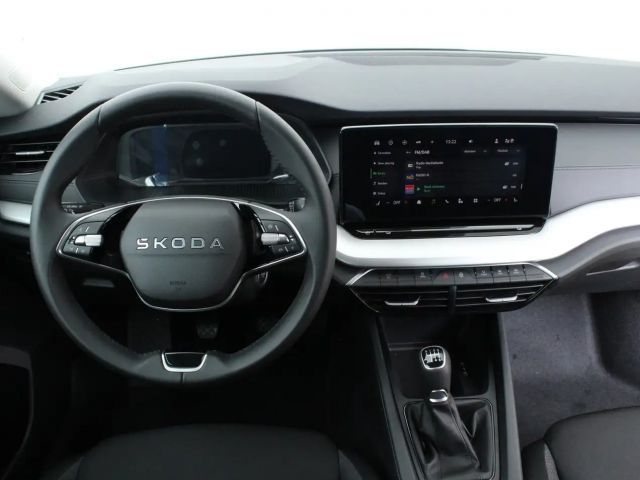 Skoda Octavia Essence TSI