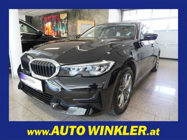 BMW 330 330e Touring xDrive