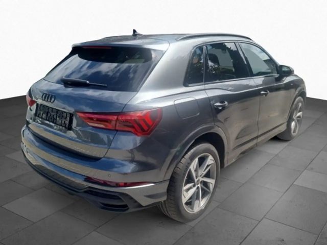 Audi Q3 2.0 TDI S-Line