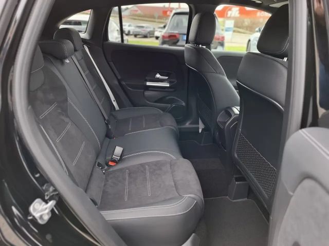 Mercedes-Benz GLA 220 4MATIC AMG Line