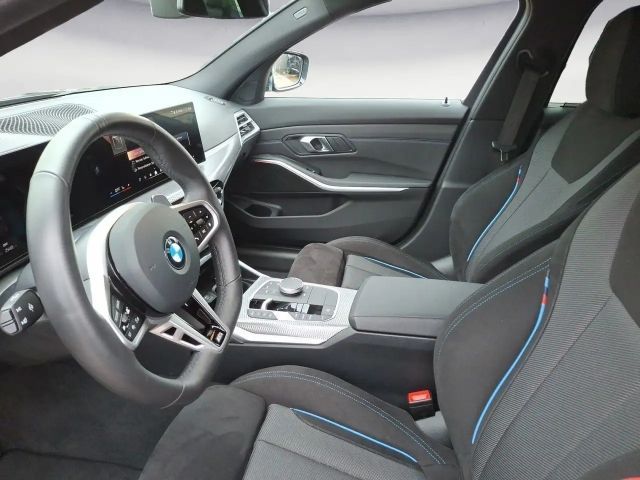 BMW 330 330i M-Sport Touring xDrive