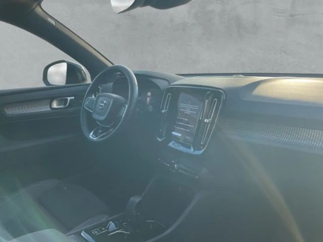 Volvo XC40 Dark Plus