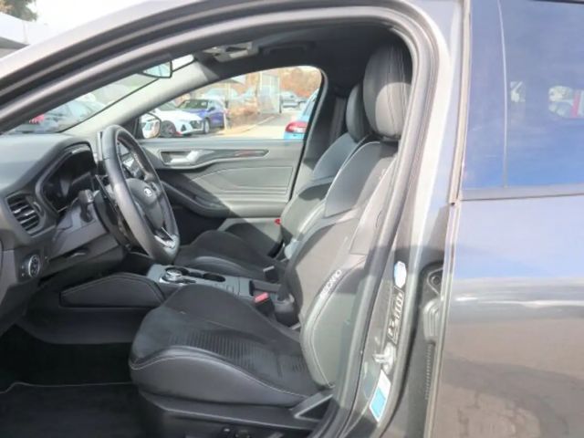 Ford Focus EcoBoost ST Line