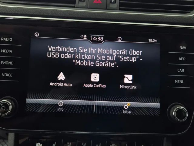 Skoda Superb 2.0 TDI Combi