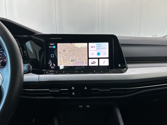 Volkswagen Golf 1.5 eTSI DSG Life Variant