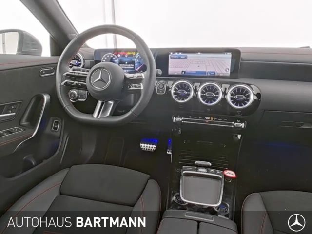 Mercedes-Benz CLA 200 AMG Line Shooting Brake