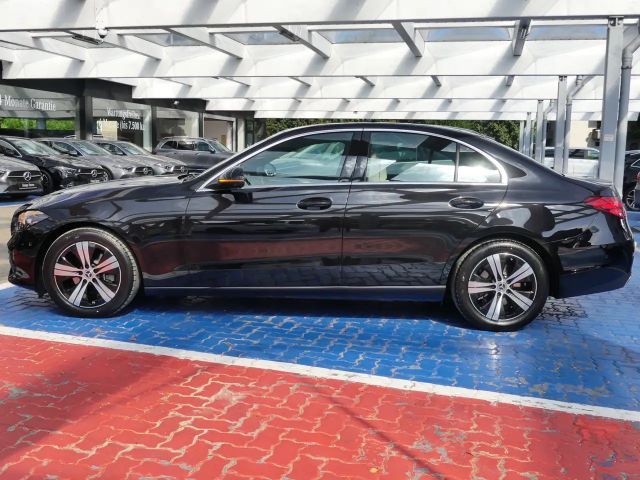 Mercedes-Benz C 180 AVANTGARDE Sedan