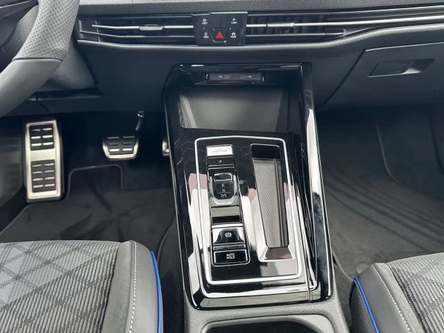 Volkswagen Golf Golf VIII R-Line