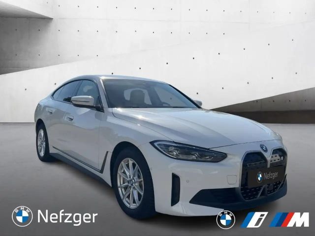 BMW i4 Coupé Gran Coupé Sedan eDrive40