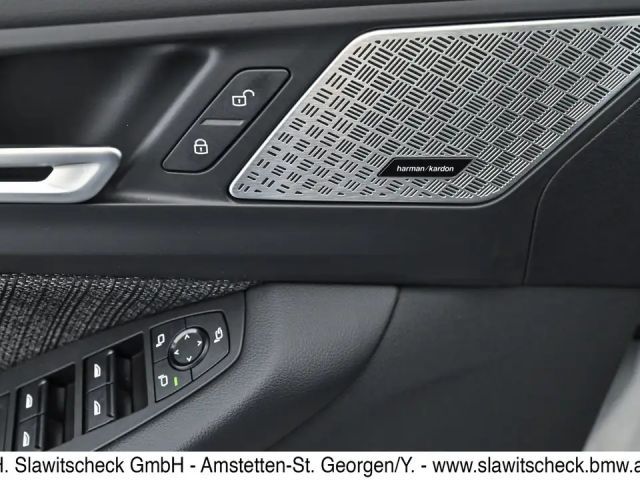 BMW 218 218d Active Tourer Sedan