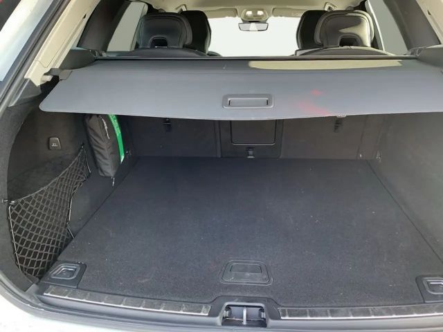 Volvo XC60 Dark Plus