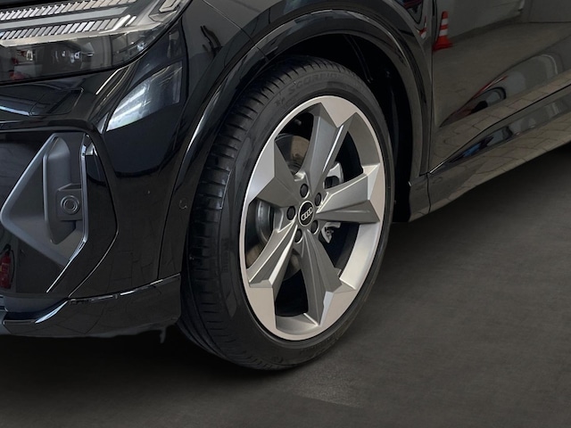 Audi Q4 e-tron Quattro