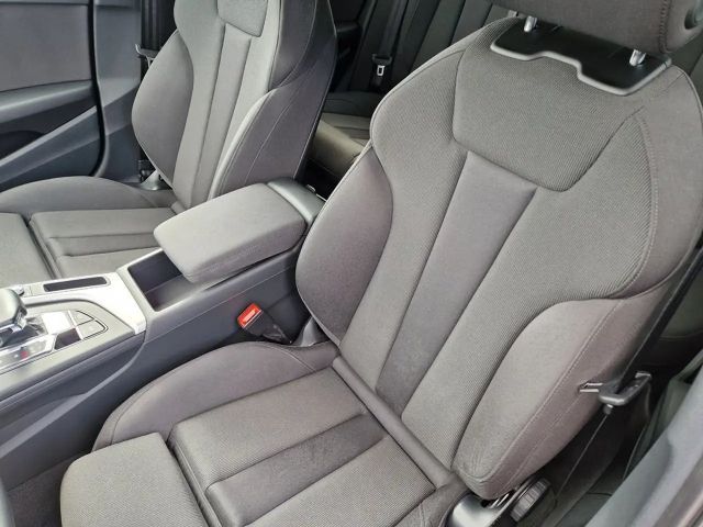 Audi A4 40 TDI S-Line S-Tronic Sedan