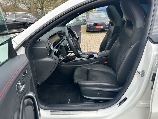 Mercedes-Benz CLA 200 AMG Line CLA 200 d