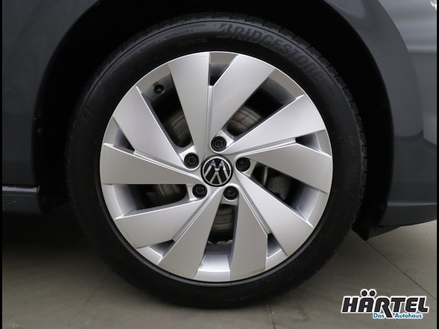 Volkswagen Golf 2.0 TDI DSG Style Variant