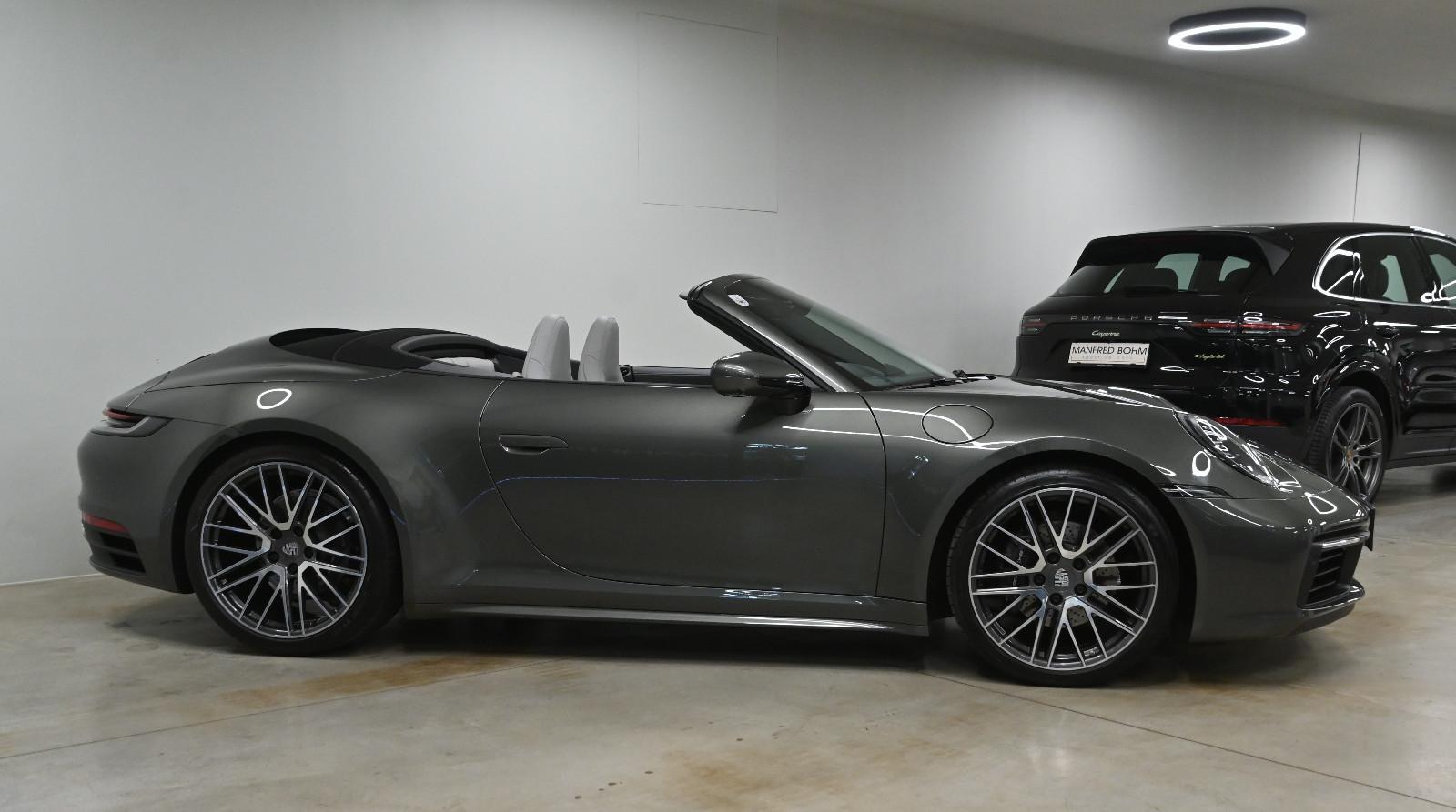 Porsche 911 4 992 Cabriolet Carrera
