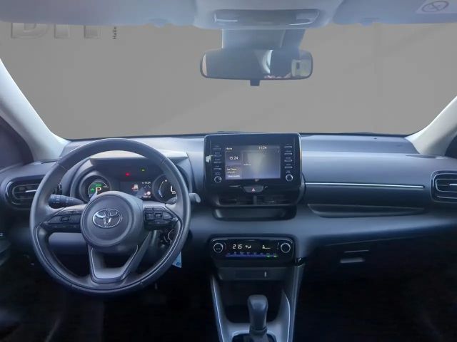 Toyota Yaris Hatchback Team D