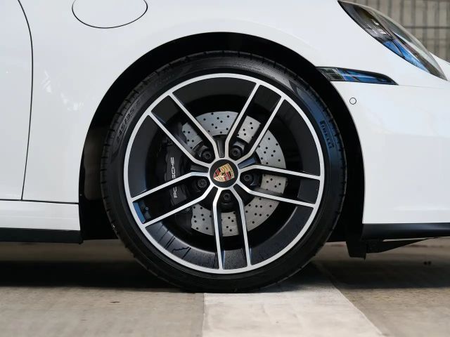 Porsche 911 Carrera Cabriolet