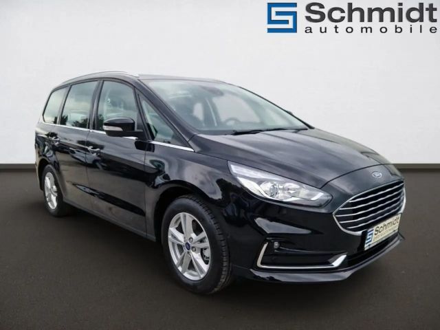 Ford Galaxy Titanium