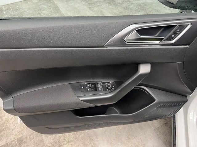 Volkswagen Taigo 1.0 TSI DSG Style