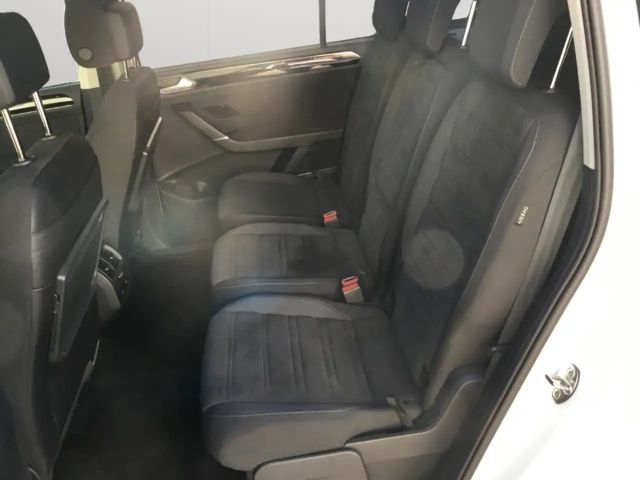 Volkswagen Touran DSG Highline