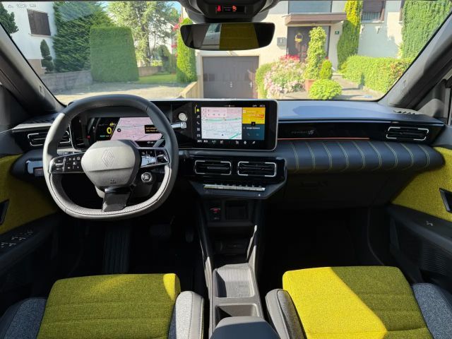 Renault 5 Comfort E-Tech Iconic R5