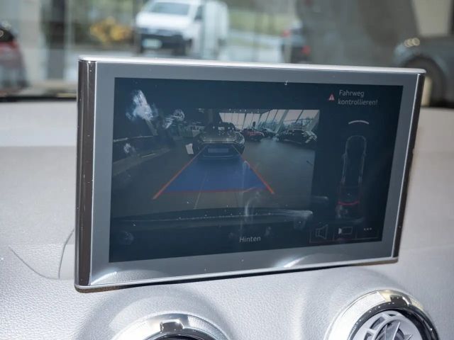 Audi Q2 35 TFSI S-Line