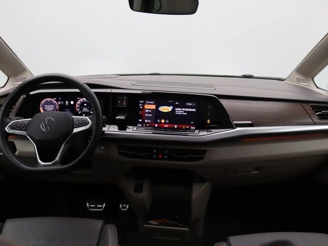 Volkswagen Multivan 2.0 TDI DSG Lang Style T7