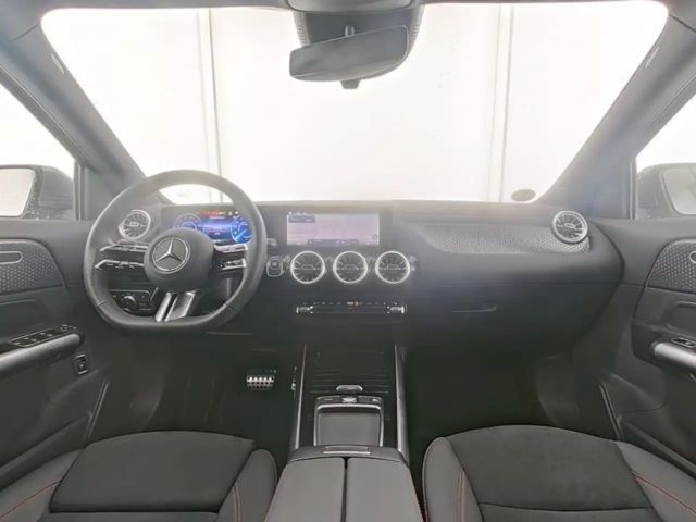 Mercedes-Benz EQA 350 4MATIC AMG Line