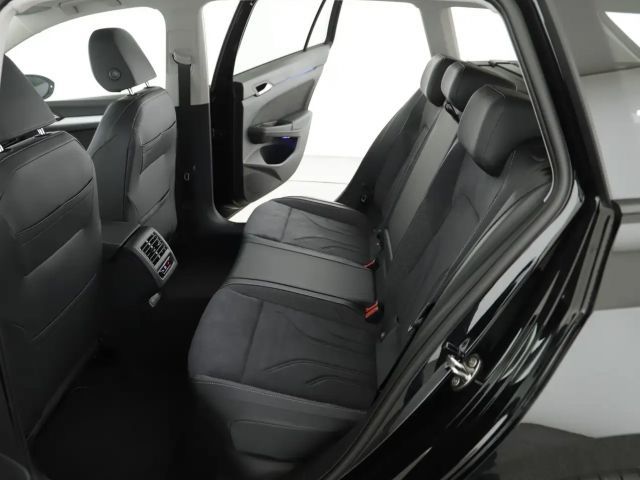 Volkswagen Golf Business DSG Variant