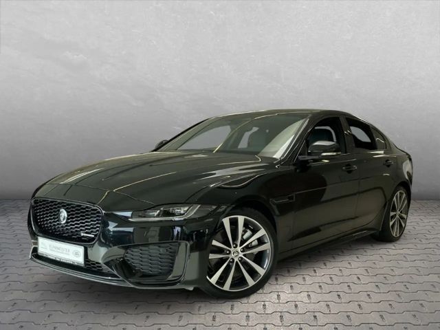 Jaguar XE HSE P250 R-Dynamic