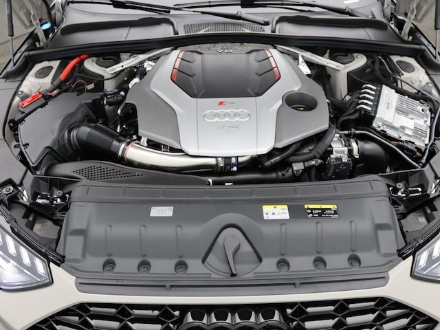 Audi RS4 Avant Quattro